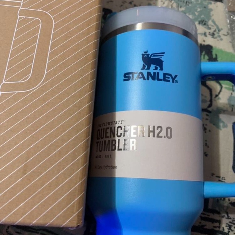 Stanley Blue Quencher H2.0 Tumbler